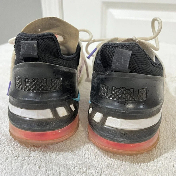 Nike Lebron 18 CW2760-900 Purple Basketball Shoes Sneakers Size 5Y Athletic - Picture 5 of 12